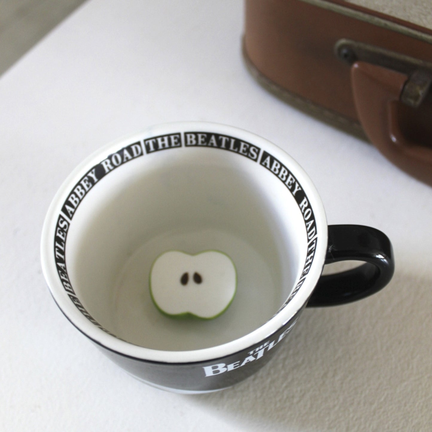 XXX N/A House of Disaster-The Beatles-Abbey Road beker