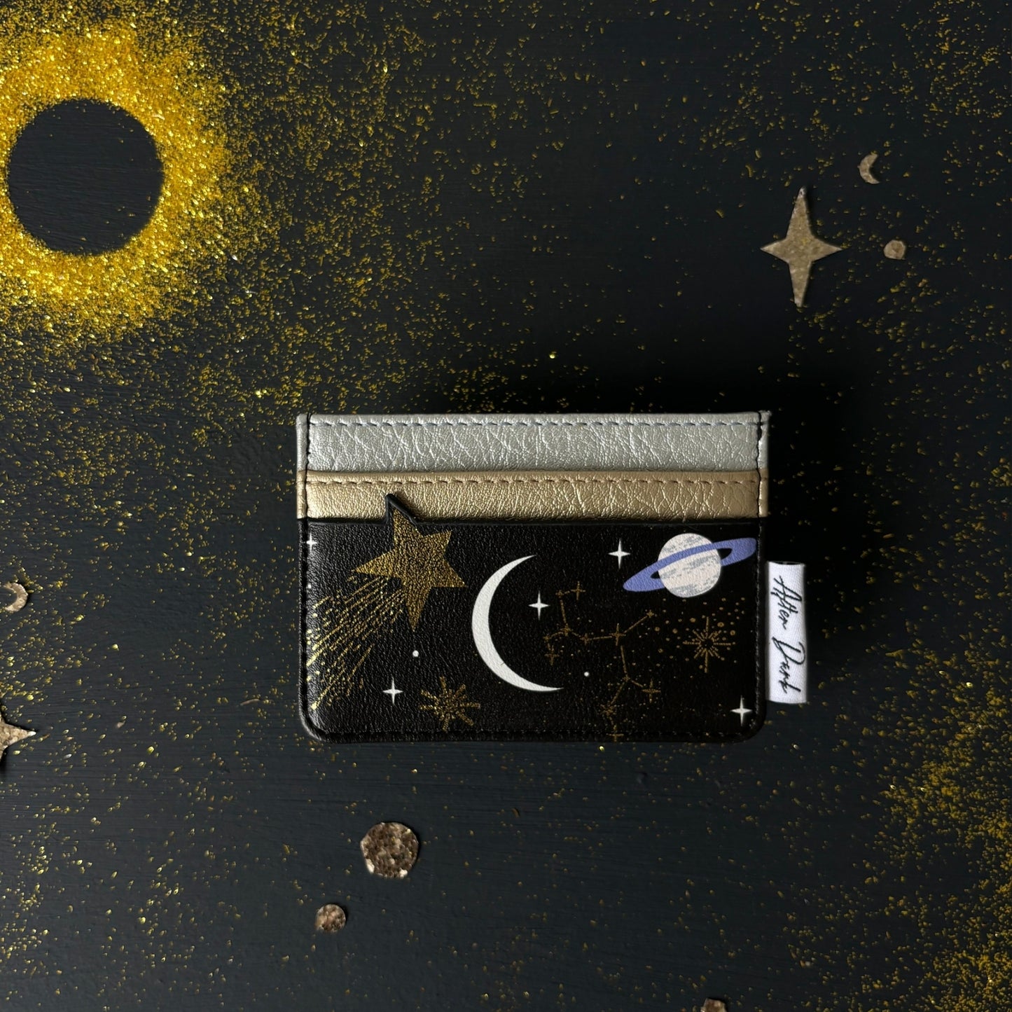 House of Disaster-After Dark-Kaarthouder-Zwart