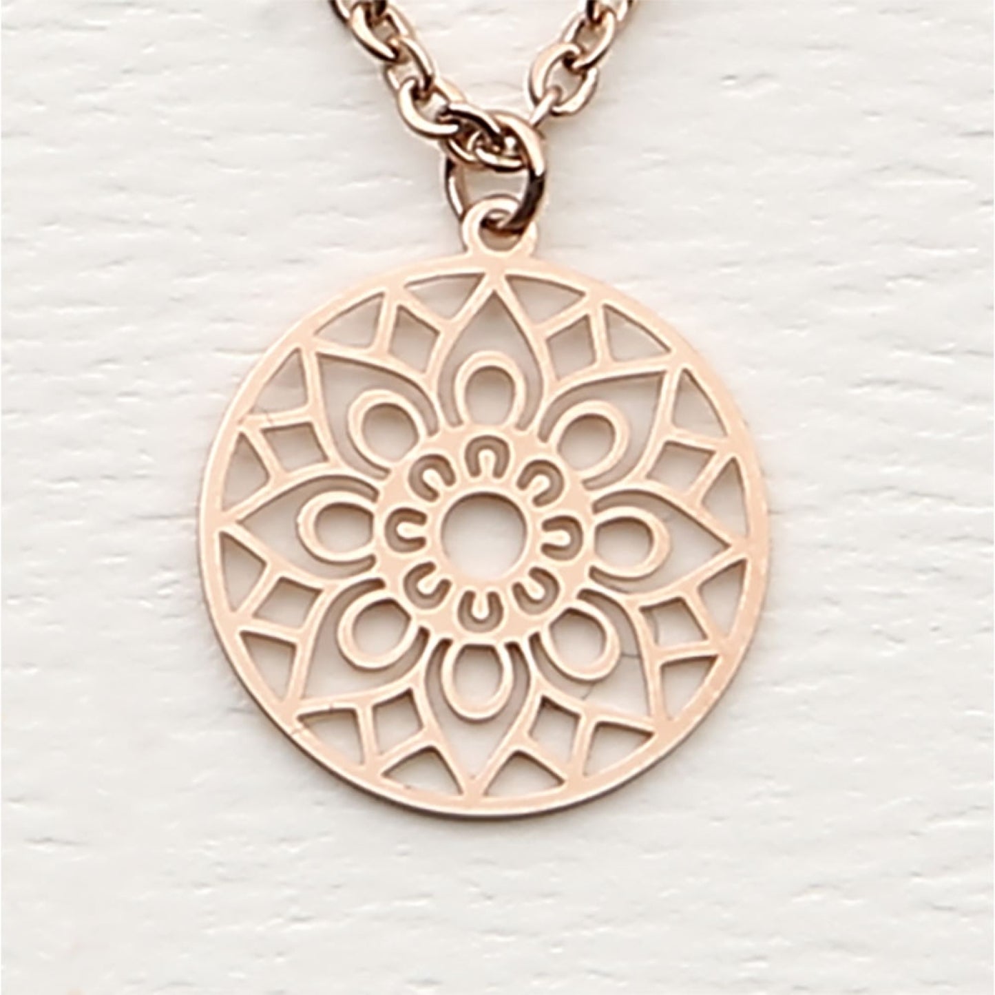 Crystals by HCA-Classic-Ketting-Roségoud-Mandala of luck